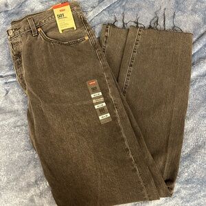 Brand new Levi’s 501 boyfriend jeans. Size 33x 32